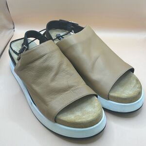 Tosca Blue TB Studio Women's 40 Chunky Sling Back Sandals Sand Beige Colorblock